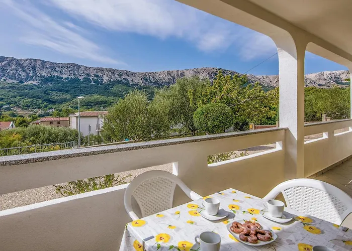 2 Bedroom Lovely In Appartement *