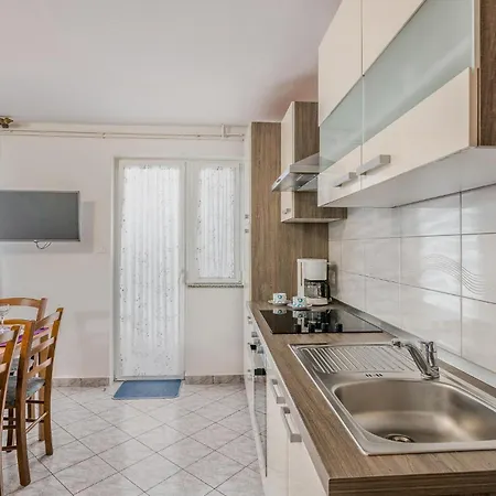 Cozy In With Wifi Apartament