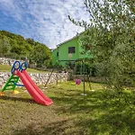 Apartman 2 Bedroom Lovely In *